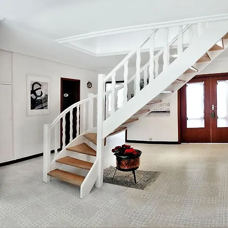 Oassis By People Villa